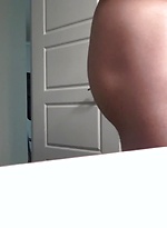 7085990