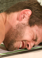 711749