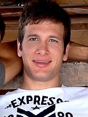 Muscled buddies Manuel Rios and Spencer Fox fucking