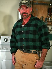 Mature bear Ford Holland