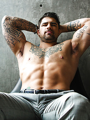 Athletic men Diego Sans & Ryan Bones bareback each other with shades drawn