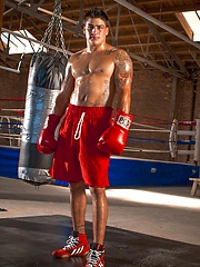 Hugo Milano strokes his muscled dick