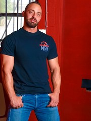 Muscle hunk Fabio Stallone naked