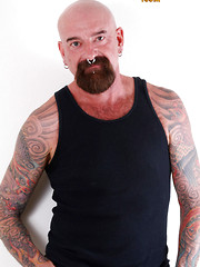 Bald hairy bear Tex Madux naked
