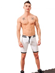 Ð¡aptured and face-fucked!