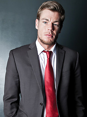 Toby Dutch rides Maikel Cash's dick