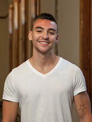 Straight Hunk Johnny Torque's First Time Bound