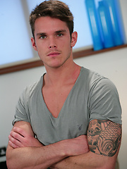 Straight Favourite Jay Hall Sits & Rides on One as Big as Matt Hughes!