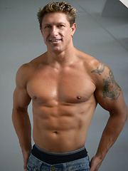 Bryce Evans Fucks Sean Duran