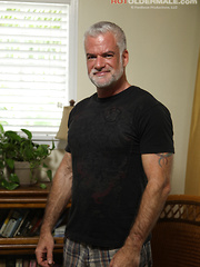 Gray daddy Jake Marshall