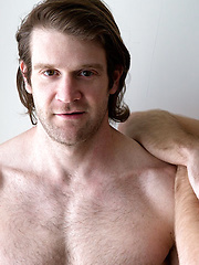 Colby Keller Hammers Levi Michaels!
