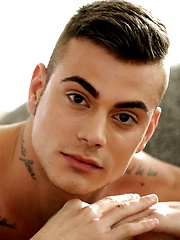 Monster Cocks: Mike James Acts The Total Bitch Courtesy Of A Thick, Meaty Italian Salami!